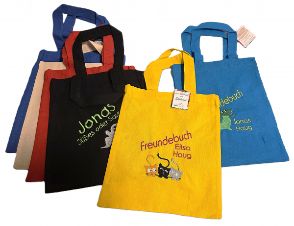 Kleine Baumwolltasche (Freundebuch, Halloween...) mit Namen & Motiv bestickt